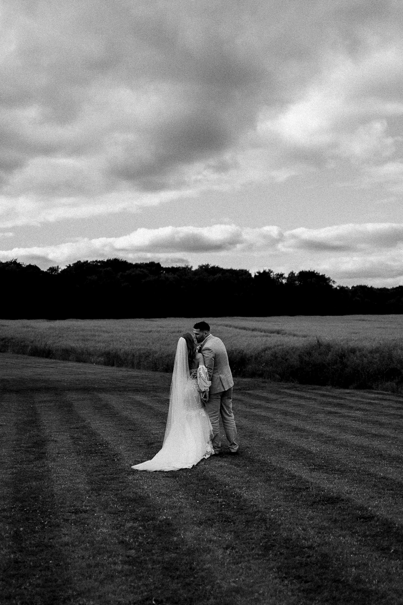 LAPSTONE BARN WEDDING PHOTOGRAPHY 017